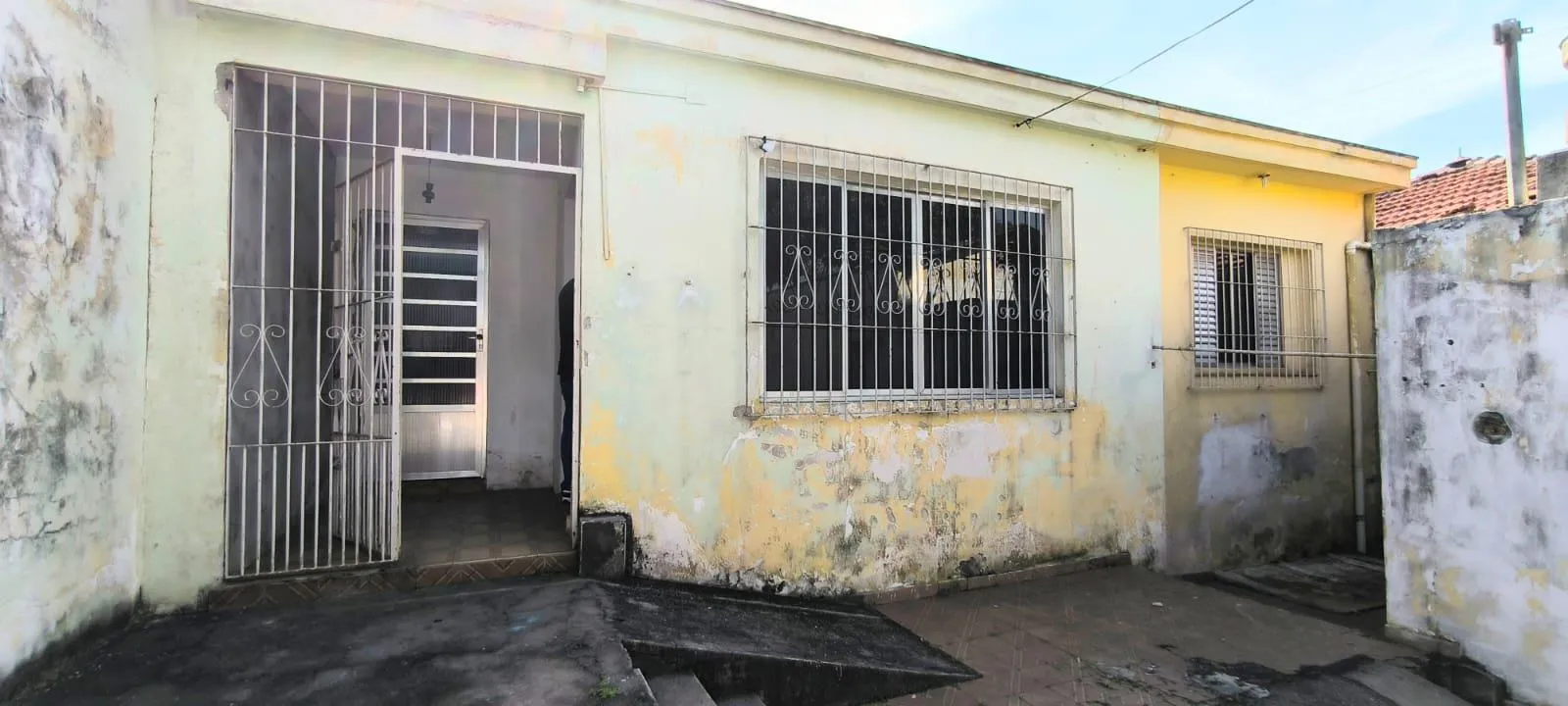 Casa Térrea - Bairro Olímpico