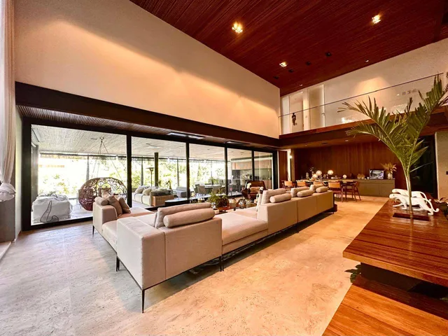 Casa com 1483m² 5 quartos e 10 banheiros, à venda, no bairro Residencial Tamboré em Barueri