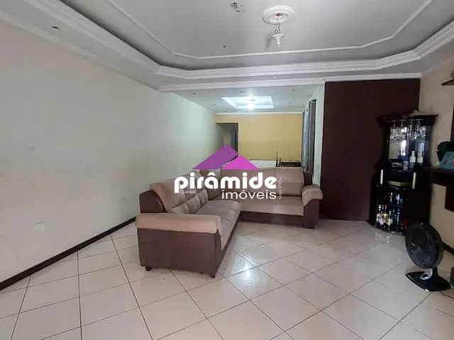Casa com 130m² 3 quartos e 2 banheiros, à venda, no bairro Jardim Vale do Sol em São José dos Campos