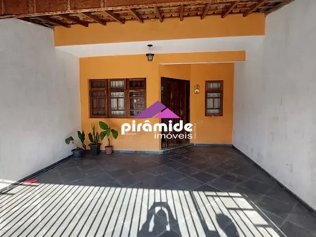 Casa com 130m² 3 quartos e 2 banheiros, à venda, no bairro Jardim Vale do Sol em São José dos Campos