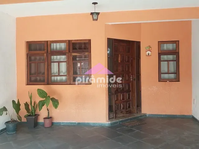 Casa com 130m² 3 quartos e 2 banheiros, à venda, no bairro Jardim Vale do Sol em São José dos Campos
