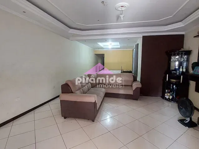 Casa com 130m² 3 quartos e 2 banheiros, à venda, no bairro Jardim Vale do Sol em São José dos Campos