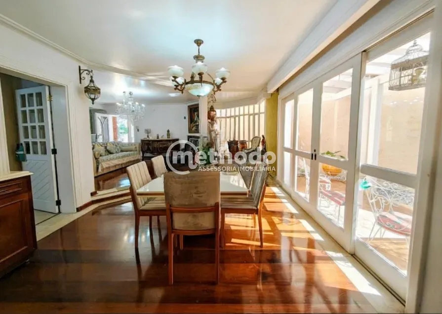 Casa, 3 quartos, 1058 m² - Foto 2
