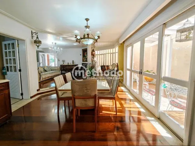 Casa 3 quartos e 5 banheiros, à venda, no bairro Parque Taquaral em Campinas
