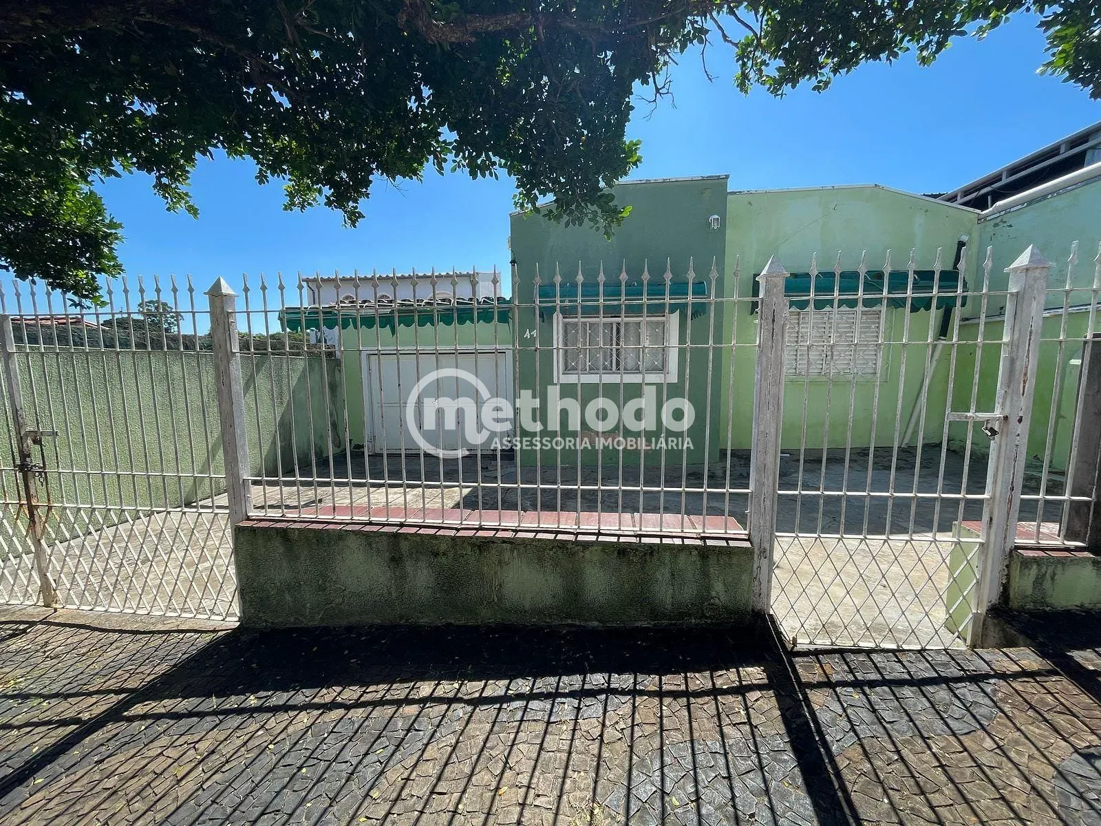 Casa, 4 quartos, 107 m² - Foto 1