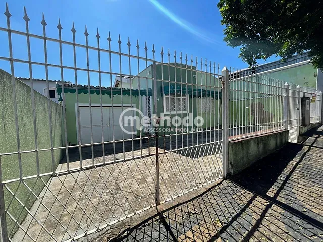 Casa com 250m² 4 quartos e 3 banheiros, à venda, no bairro Jardim Aurélia em Campinas