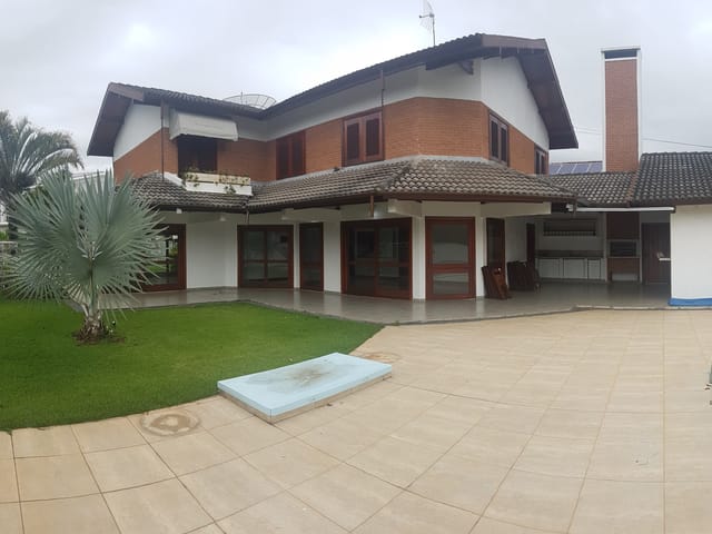 Casa com 928m² 3 quartos e 1 banheiro, à venda, no bairro Socorro em Pindamonhangaba