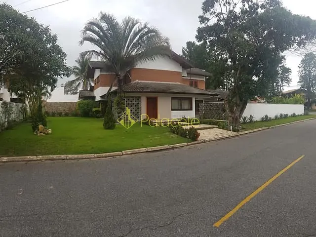 Casa com 928m² 3 quartos e 1 banheiro, à venda, no bairro Socorro em Pindamonhangaba