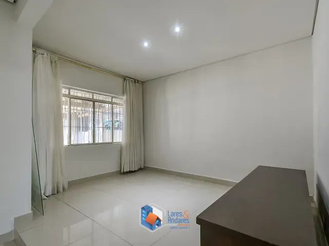 Casa com 124m² 4 quartos e 3 banheiros, à venda, no bairro Jardim Aeroporto em São Paulo