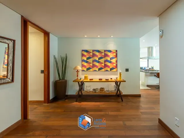 Casa com 600m² 6 quartos e 7 banheiros, à venda, no bairro Santo Amaro em São Paulo