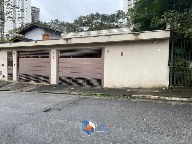 Casa com 600m² 6 quartos e 7 banheiros, à venda, no bairro Santo Amaro em São Paulo