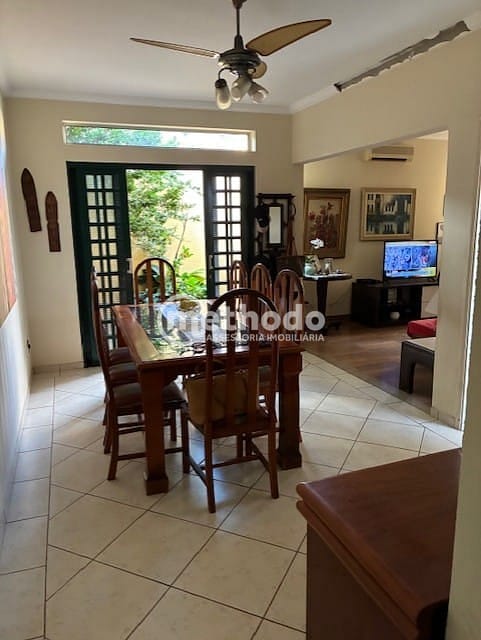 Casa, 4 quartos, 251 m² - Foto 4