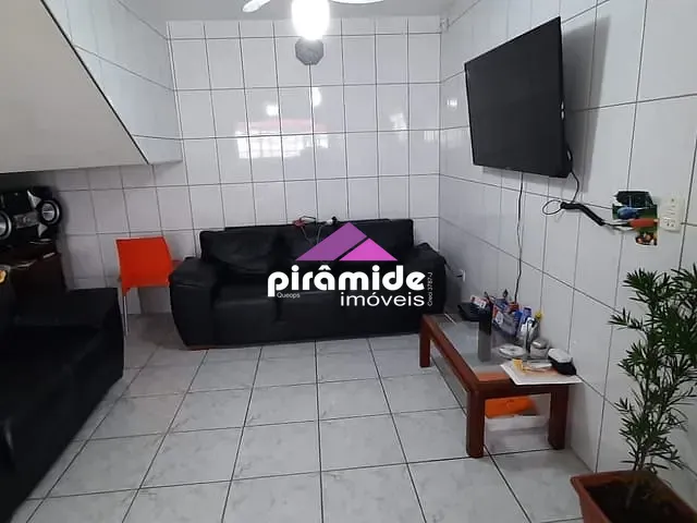 Casa com 110m² 3 quartos e 3 banheiros, à venda, no bairro Porto Novo em Caraguatatuba