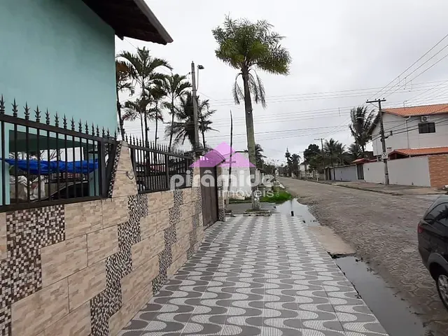 Casa com 110m² 3 quartos e 3 banheiros, à venda, no bairro Porto Novo em Caraguatatuba