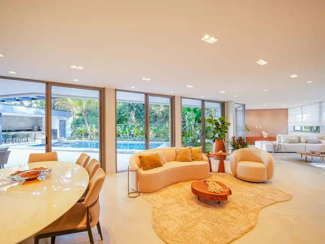 Casa com 600m² 4 quartos e 7 banheiros, à venda, no bairro Alphaville em Santana de Parnaíba