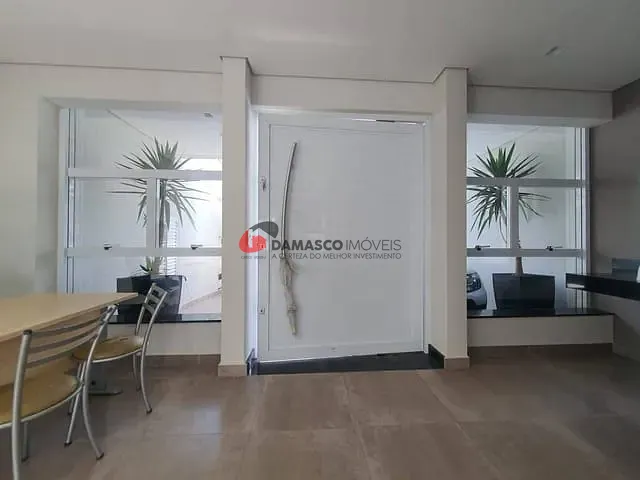 Casa com 300m² 3 quartos e 5 banheiros, à venda, no bairro Barcelona em São Caetano do Sul