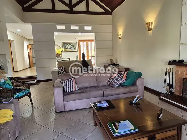 Casa com 330m² 4 quartos e 6 banheiros, à venda, no bairro Tijuco das Telhas em Campinas