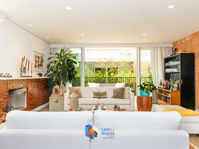 Casa com 232m² 4 quartos e 6 banheiros, à venda, no bairro Chácara Monte Alegre em São Paulo