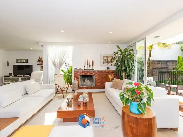 Casa com 232m² 4 quartos e 6 banheiros, à venda, no bairro Chácara Monte Alegre em São Paulo