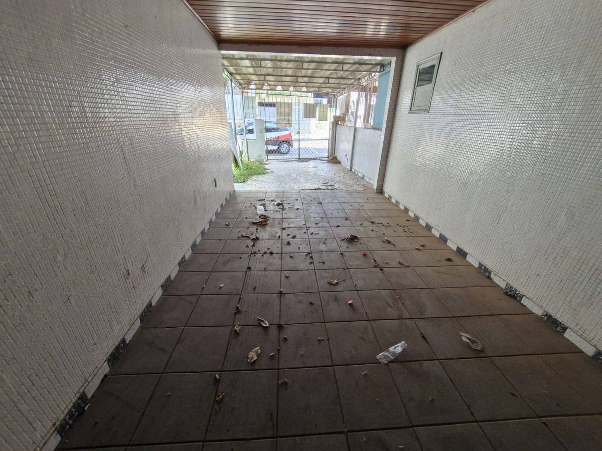 CASA TÉRREA NO BAIRRO SANTA PAULA, 3 DORMITÓRIOS - SCS