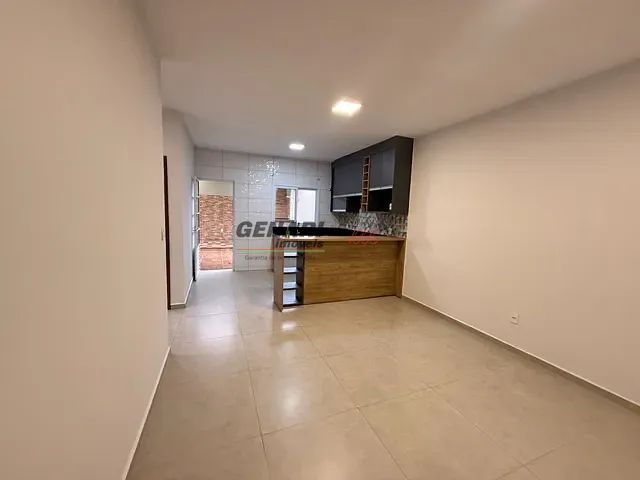 Casa com 150m² 2 quartos e 2 banheiros, à venda, no bairro Jardim Residencial Nova Veneza em Indaiatuba