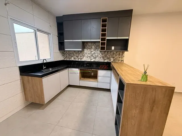 Casa com 150m² 2 quartos e 2 banheiros, à venda, no bairro Jardim Residencial Nova Veneza em Indaiatuba