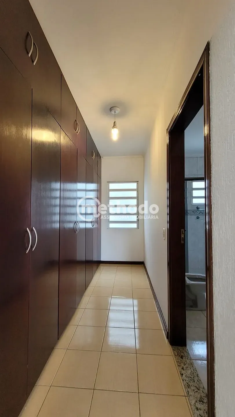 Casa, 3 quartos, 250 m² - Foto 8