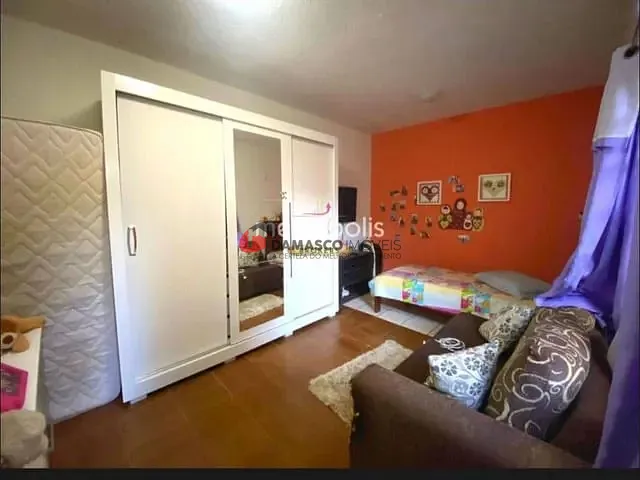 Casa 2 quartos e 2 banheiros, à venda, no bairro Jardim Aclimacao em Santo André