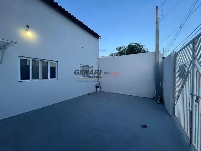 Casa com 170m² 2 quartos e 2 banheiros, à venda, no bairro Parque Residencial Sabiás em Indaiatuba