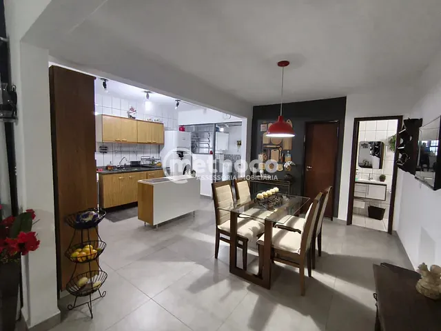 Casa com 240m² 2 quartos e 1 banheiro, à venda, no bairro São Bernardo em Campinas