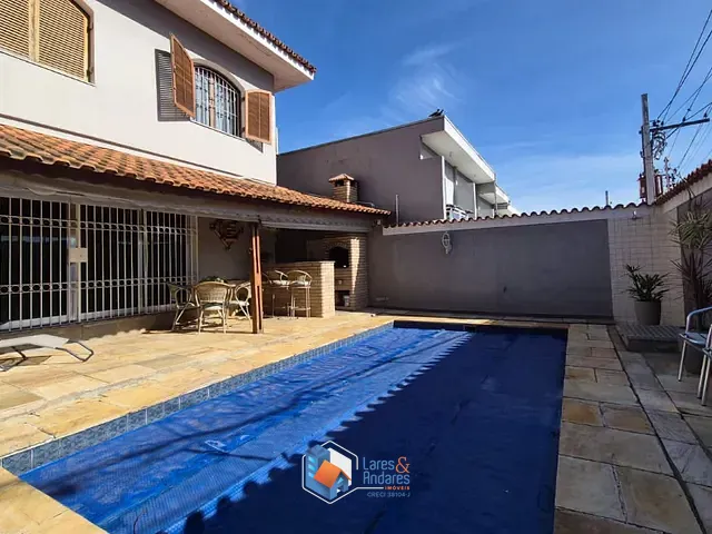 Casa com 300m² 4 quartos e 6 banheiros, à venda, no bairro Jardim Palmares (Zona Sul) em São Paulo