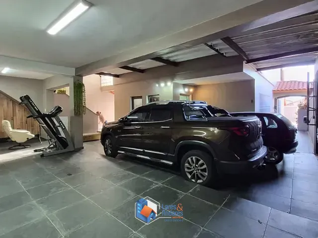 Casa com 300m² 4 quartos e 6 banheiros, à venda, no bairro Jardim Palmares (Zona Sul) em São Paulo