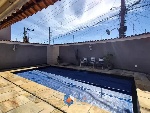 Casa com 300m² 4 quartos e 6 banheiros, à venda, no bairro Jardim Palmares (Zona Sul) em São Paulo