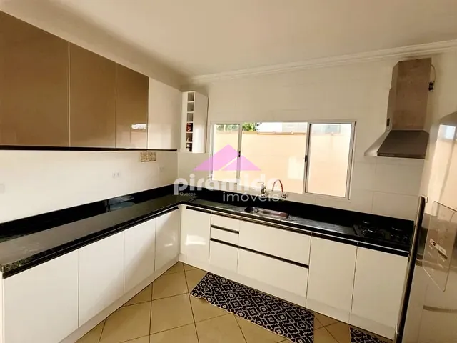 Casa com 125m² 4 quartos e 2 banheiros, à venda, no bairro Residencial União em São José dos Campos