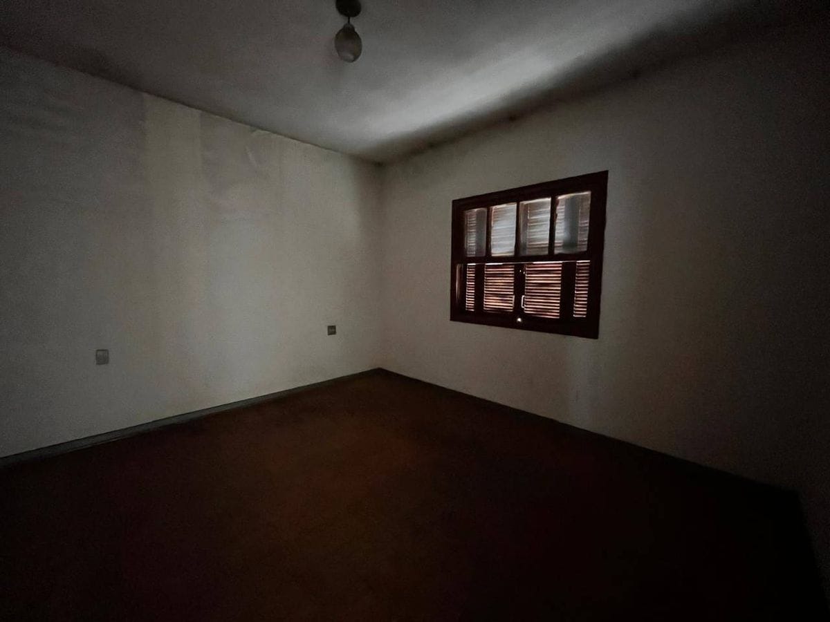 Terreno com casa antiga venda