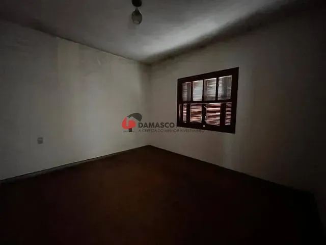 Casa 2 quartos e 1 banheiro, à venda, no bairro Santo Antônio em São Caetano do Sul