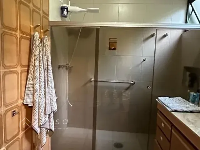 Casa com 4312m² 4 quartos e 4 banheiros, à venda, no bairro Bosque dos Eucaliptos em São José dos Campos