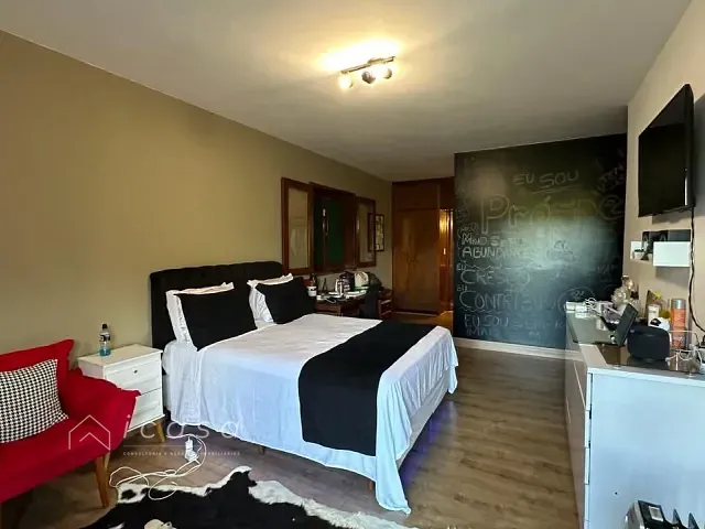 Casa com 4312m² 4 quartos e 4 banheiros, à venda, no bairro Bosque dos Eucaliptos em São José dos Campos
