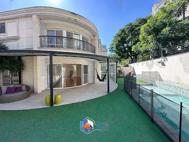 Casa com 450m² 3 quartos e 6 banheiros, à venda, no bairro Campo Belo em São Paulo