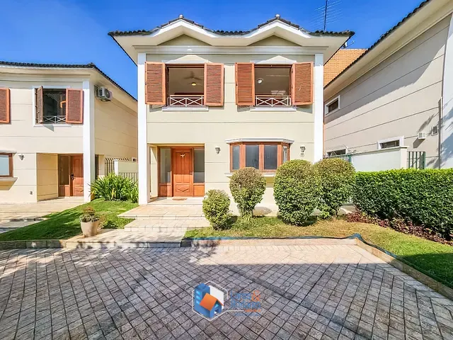 Casa com 250m² 4 quartos e 6 banheiros, à venda, no bairro Jardim Cordeiro em São Paulo