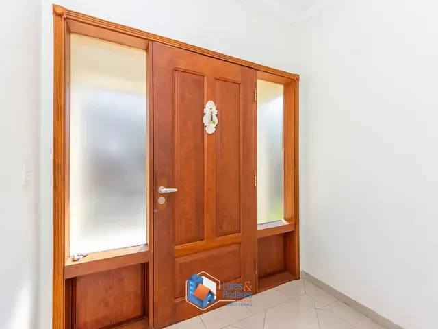 Casa com 250m² 4 quartos e 6 banheiros, à venda, no bairro Jardim Cordeiro em São Paulo