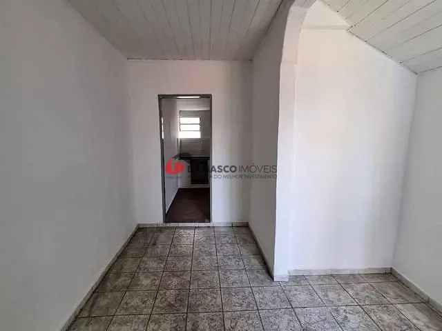 Casa 1 quarto e 1 banheiro, para alugar, no bairro Vila California em São Paulo