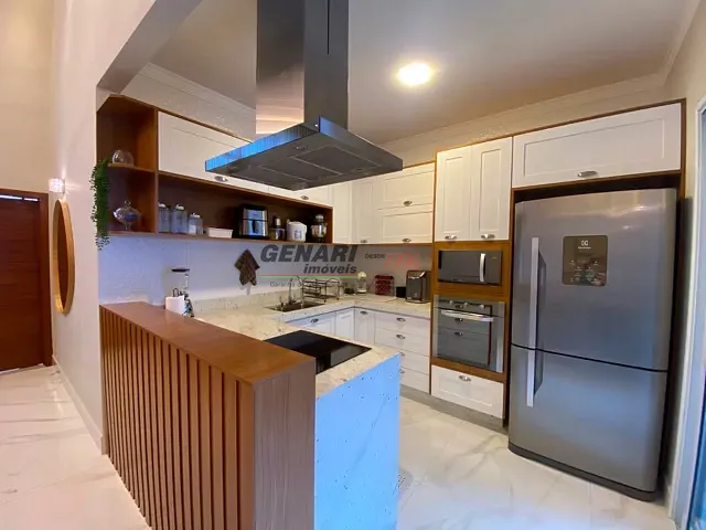 Casa com 300m² 3 quartos e 3 banheiros, à venda, no bairro Residencial Milano em Indaiatuba
