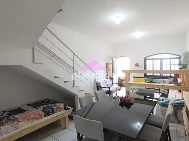 Casa com 125m² 2 quartos e 3 banheiros, à venda, no bairro Parque Residencial Eldorado em Caçapava