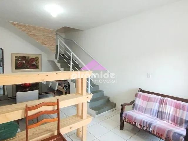 Casa com 125m² 2 quartos e 3 banheiros, à venda, no bairro Parque Residencial Eldorado em Caçapava
