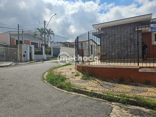 Casa com 119m² 3 quartos e 2 banheiros, para alugar, no bairro Vila Industrial em Campinas