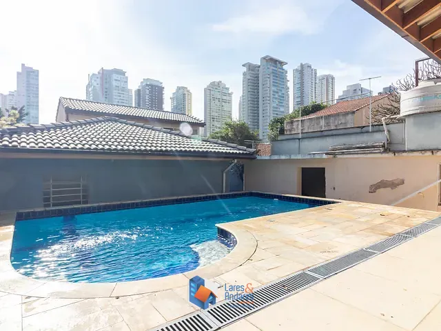 Casa com 500m² 4 quartos e 4 banheiros, à venda, no bairro Campo Belo em São Paulo