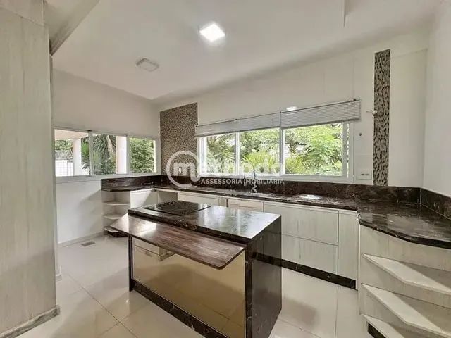 Casa com 460m² 4 quartos e 6 banheiros, à venda ou para alugar, no bairro Swiss Park em Campinas