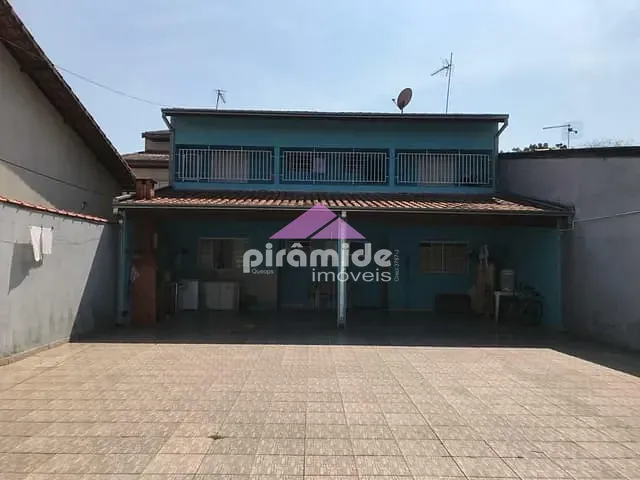 Casa com 250m² 2 quartos e 2 banheiros, à venda, no bairro Residencial União em São José dos Campos