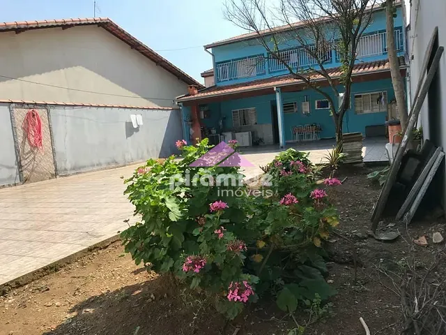 Casa com 250m² 2 quartos e 2 banheiros, à venda, no bairro Residencial União em São José dos Campos